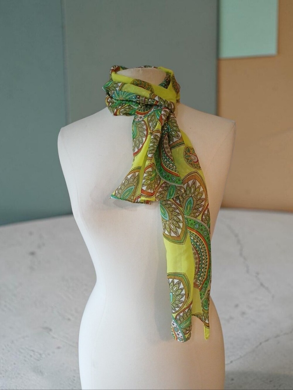Echo Vibrant Scarf